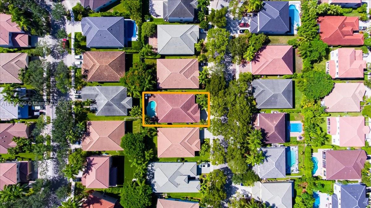 830 Lavender Cir Weston, FL 33327