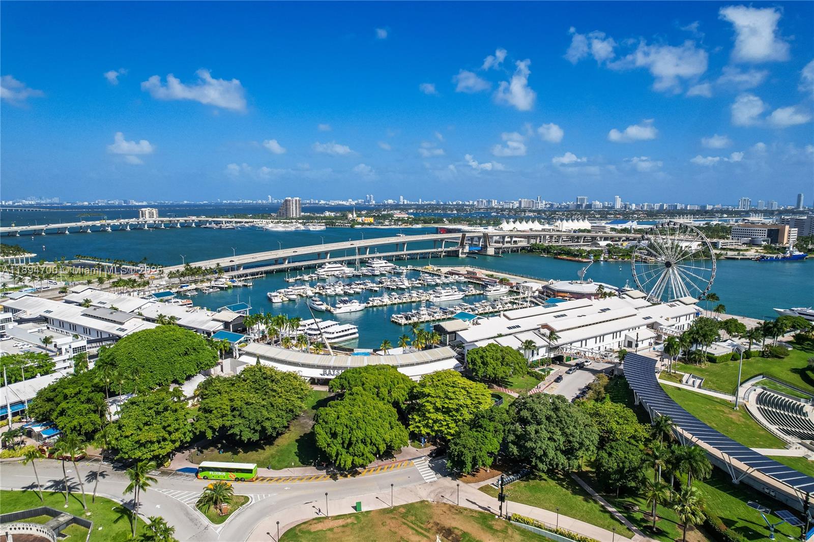 image Vizcayne South43