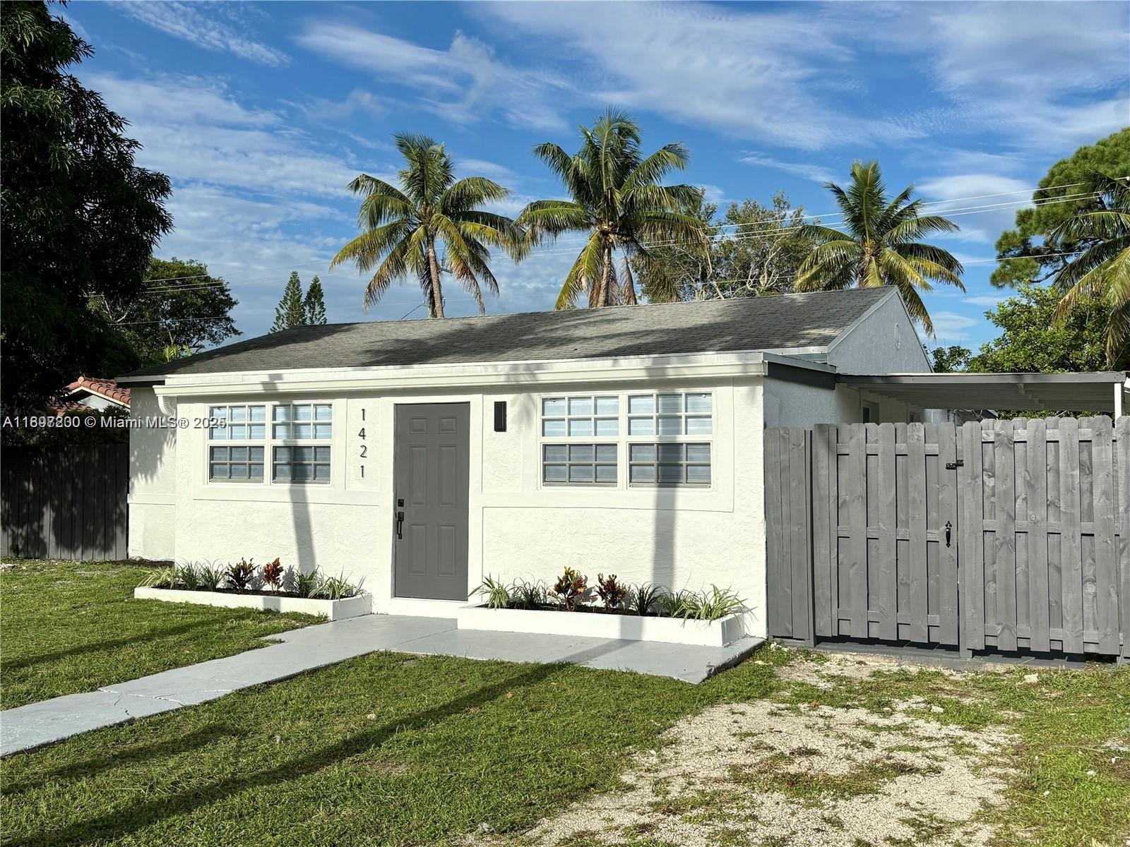 1421 NW 1st Ave