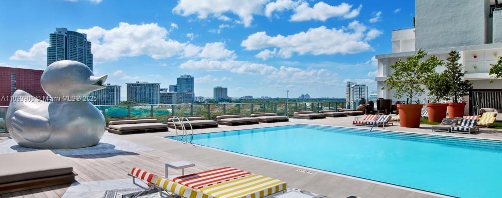 image Sls Brickell33