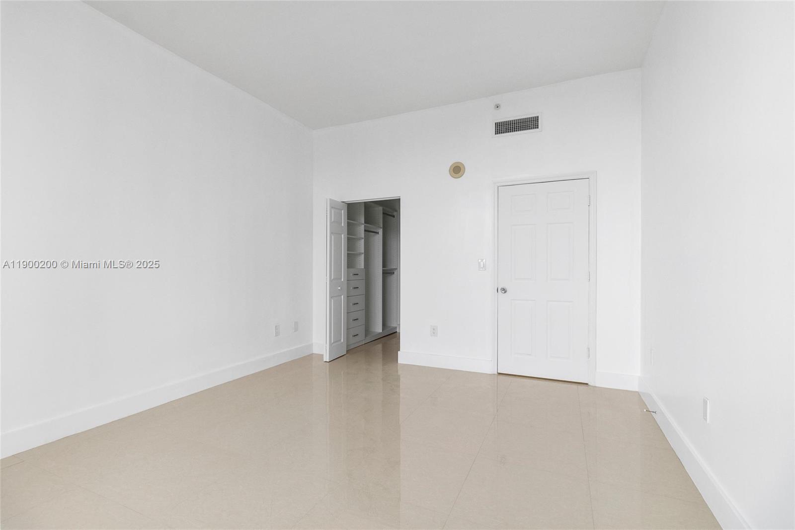 image The Mark On Brickell11