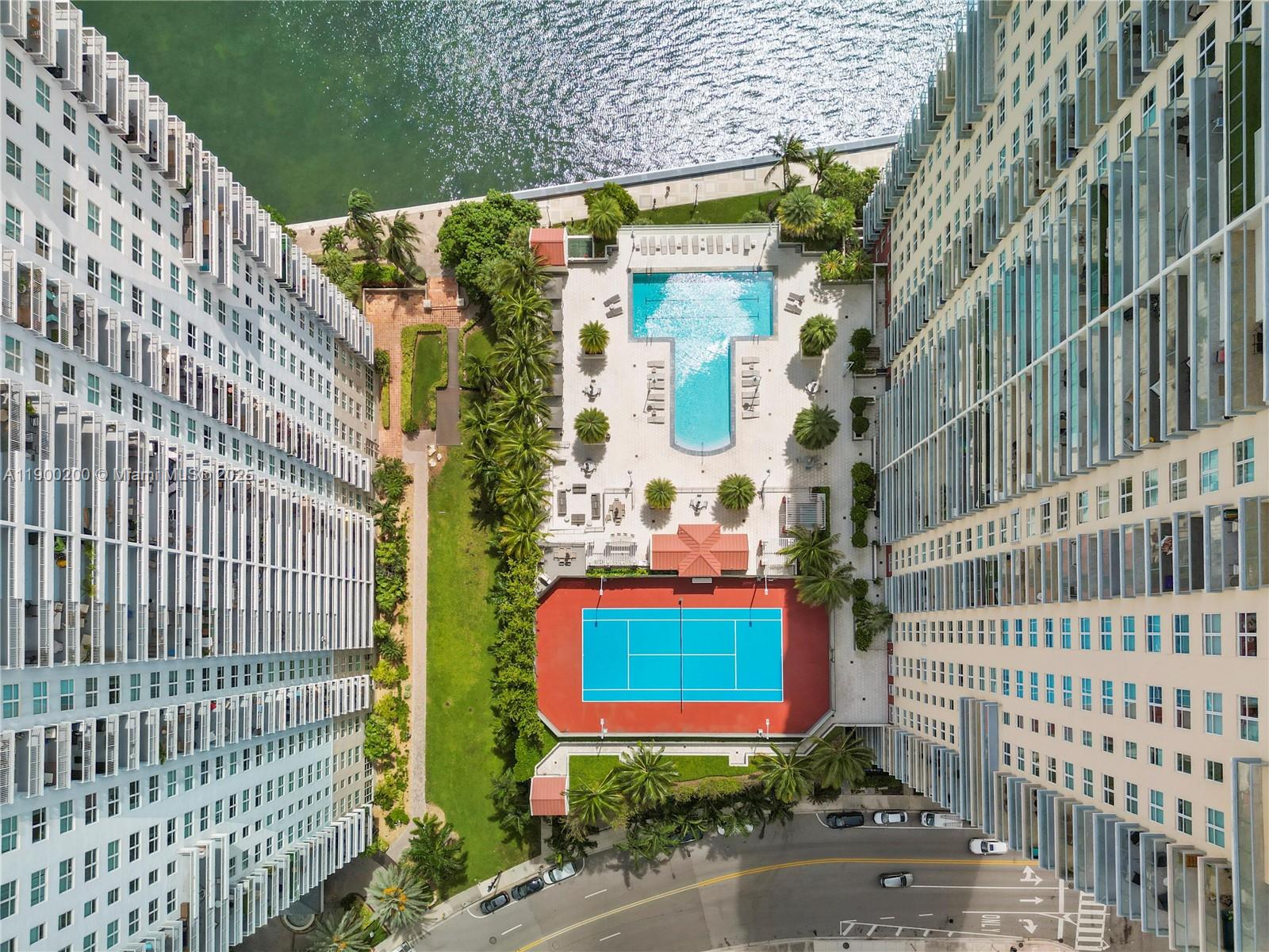 image The Mark On Brickell1