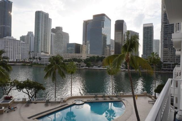 701 Brickell Key Blvd #412
