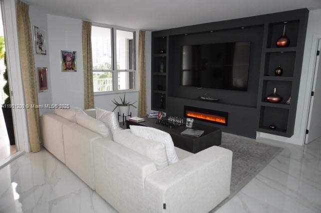 image Courvoisier Courts Condo1