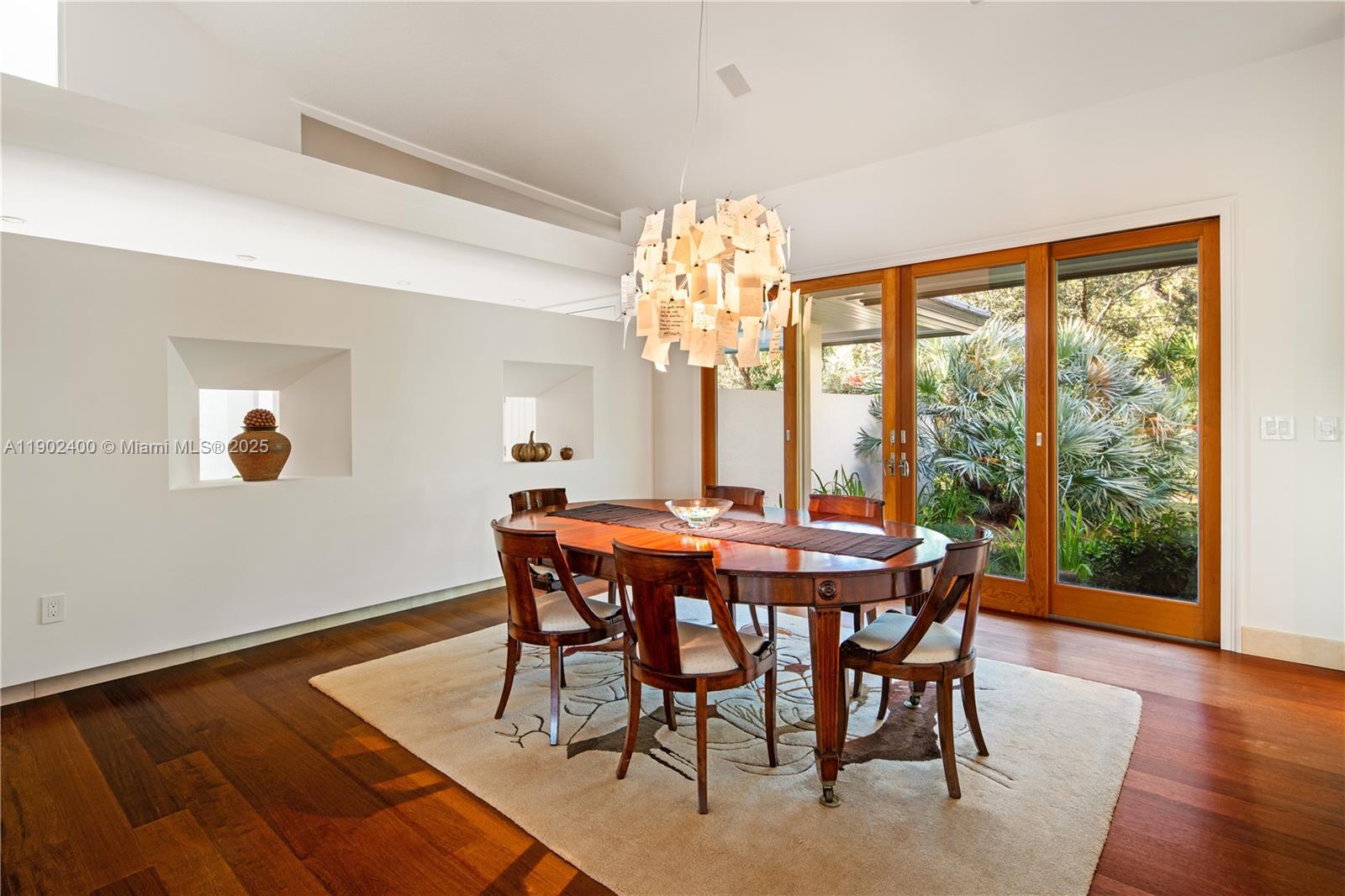 5390 Banyan Dr Coral Gables, FL 33156