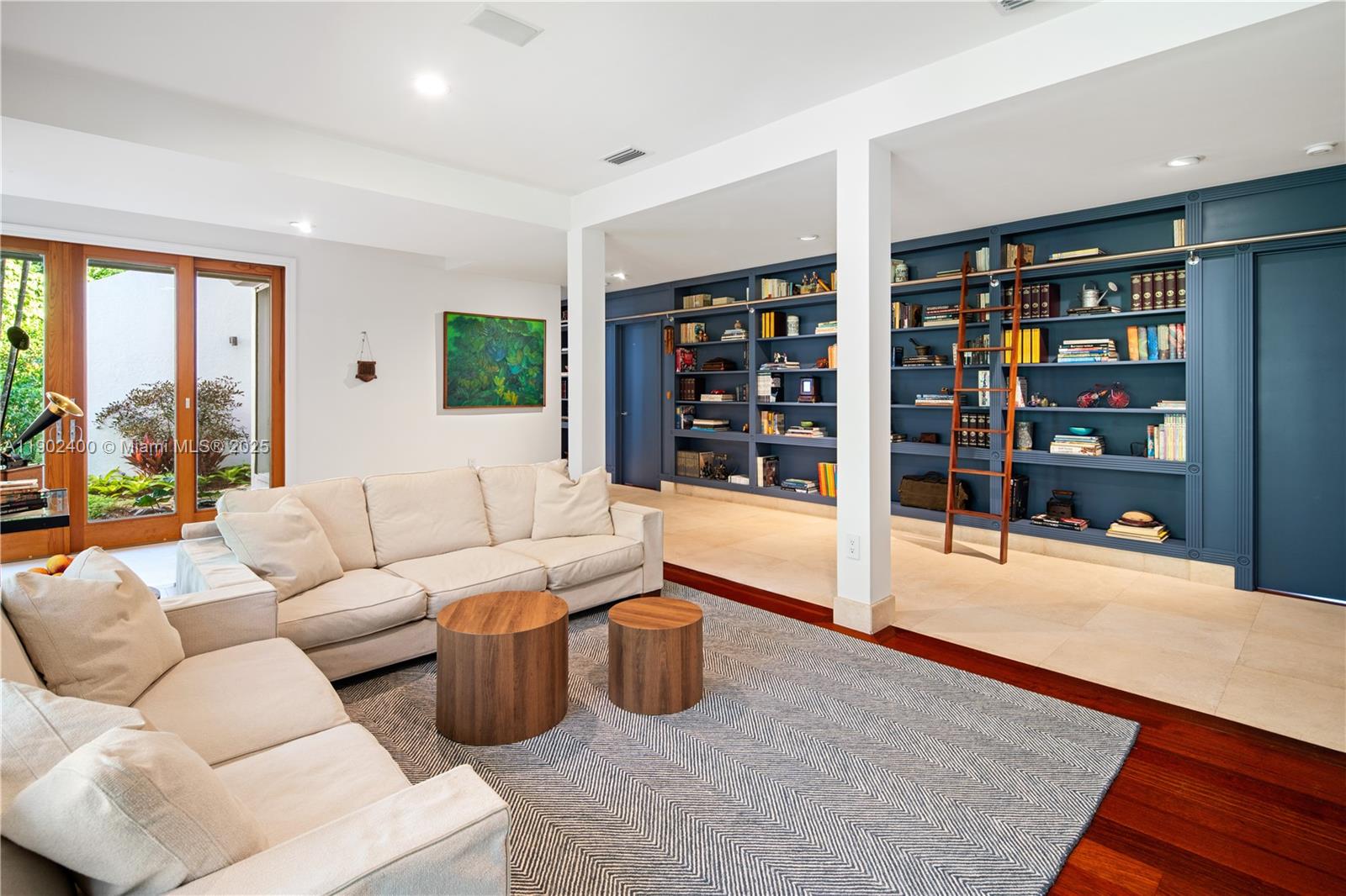 5390 Banyan Dr Coral Gables, FL 33156