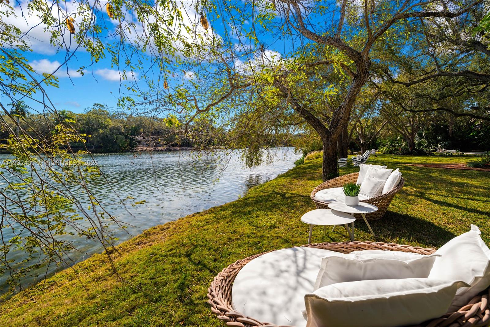 5390 Banyan Dr Coral Gables, FL 33156