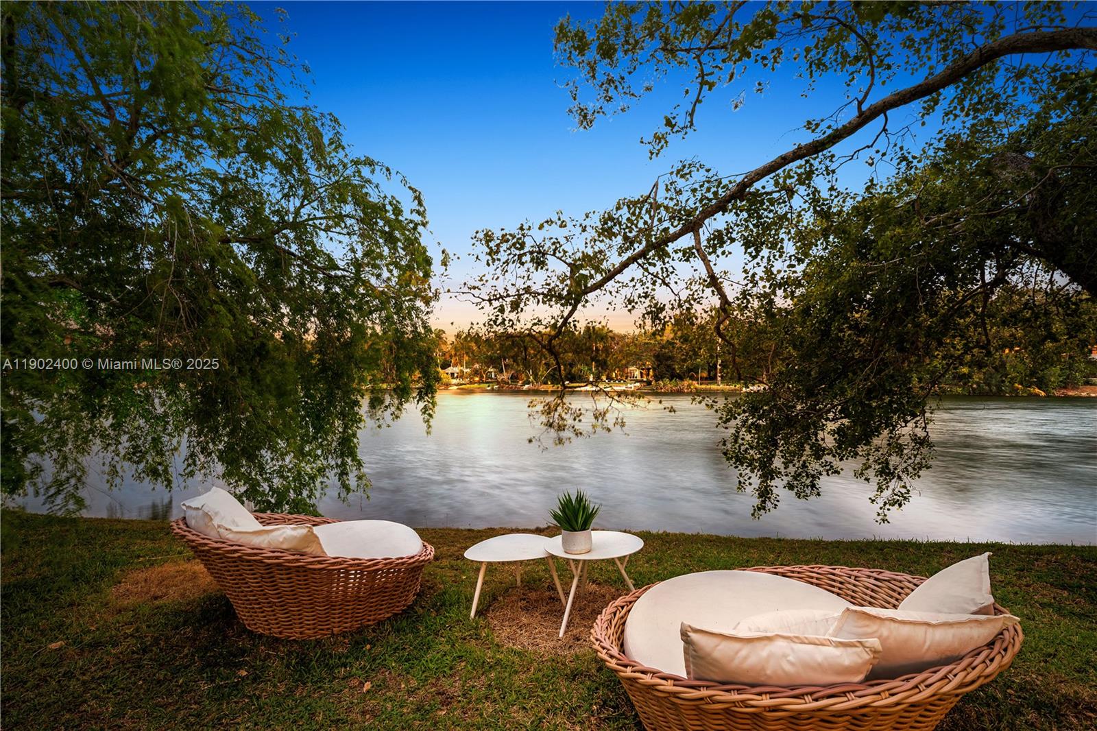 5390 Banyan Dr Coral Gables, FL 33156