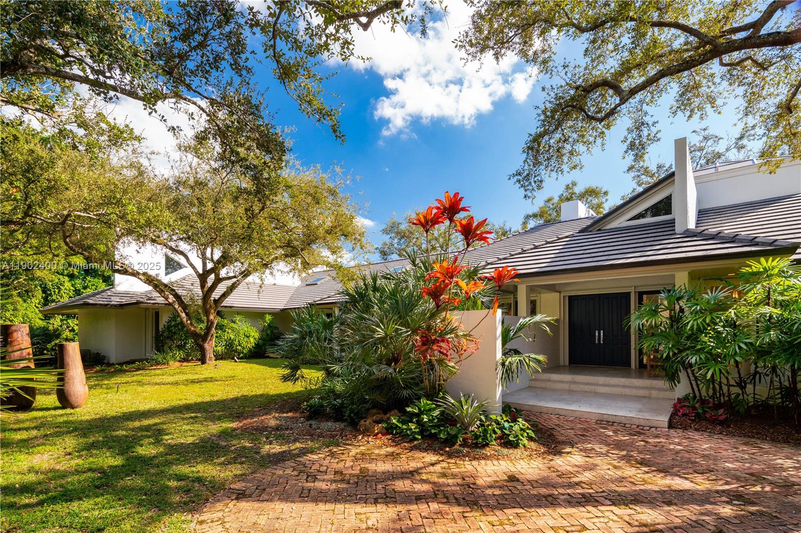 5390 Banyan Dr Coral Gables, FL 33156