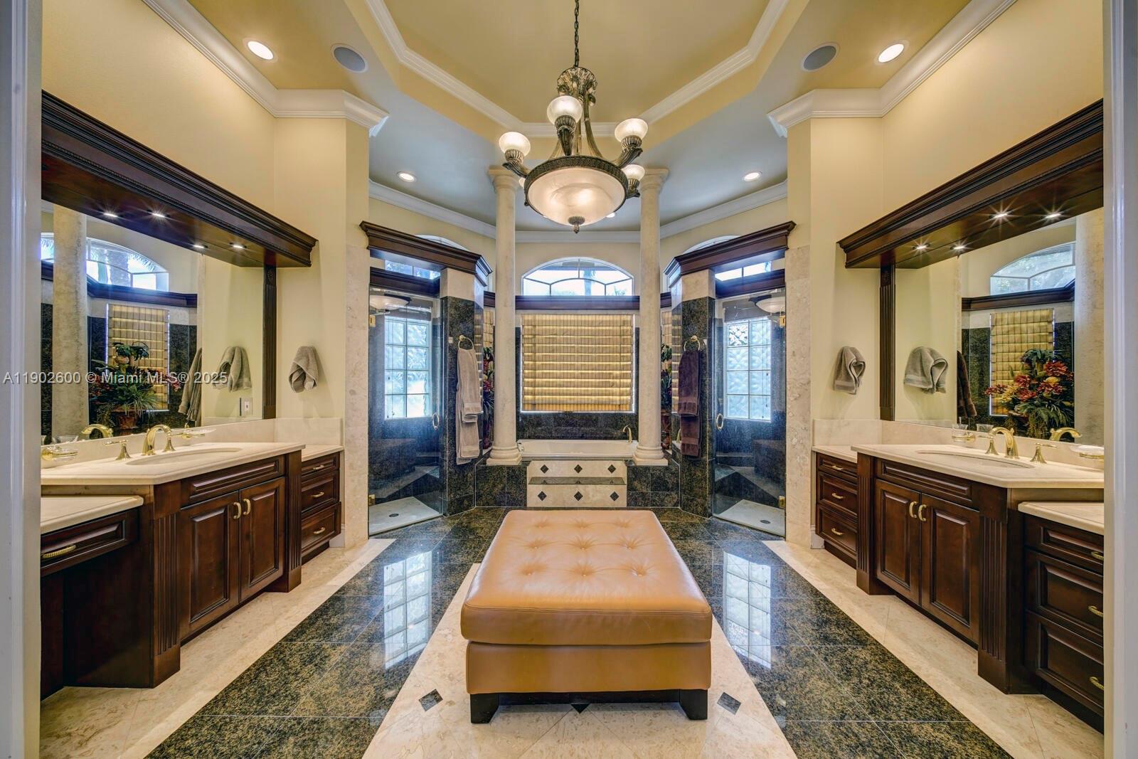 3828 Pine Lk Dr Weston, FL 33332