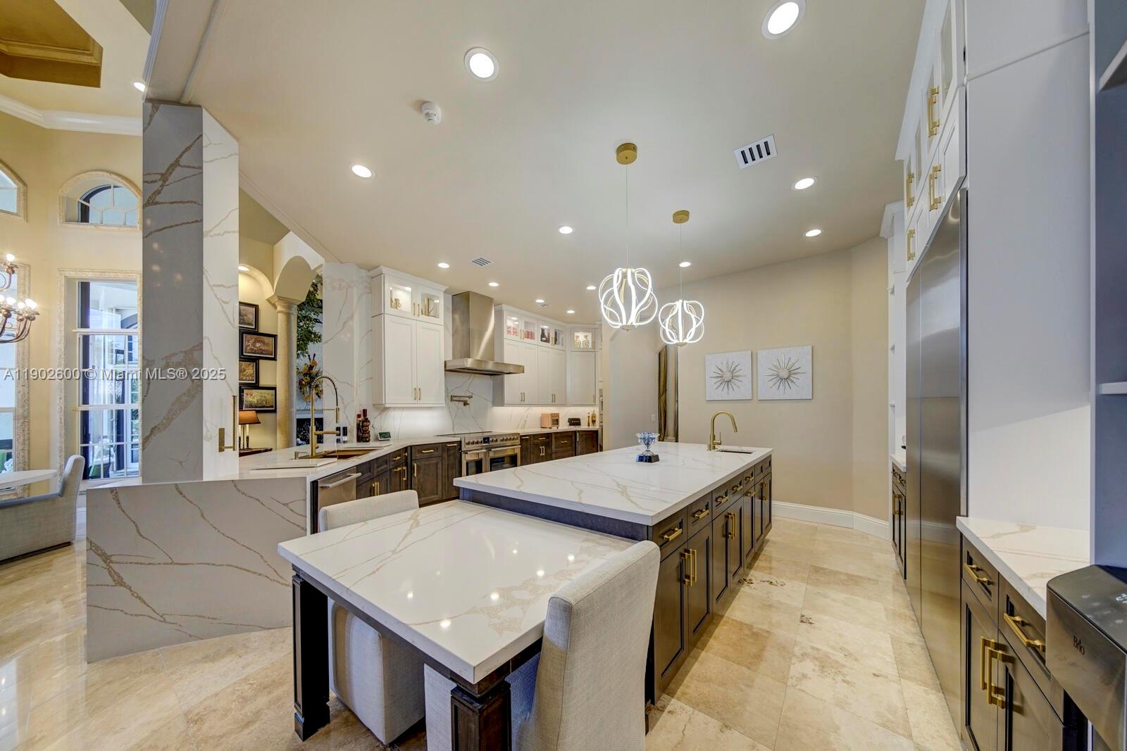 3828 Pine Lk Dr Weston, FL 33332