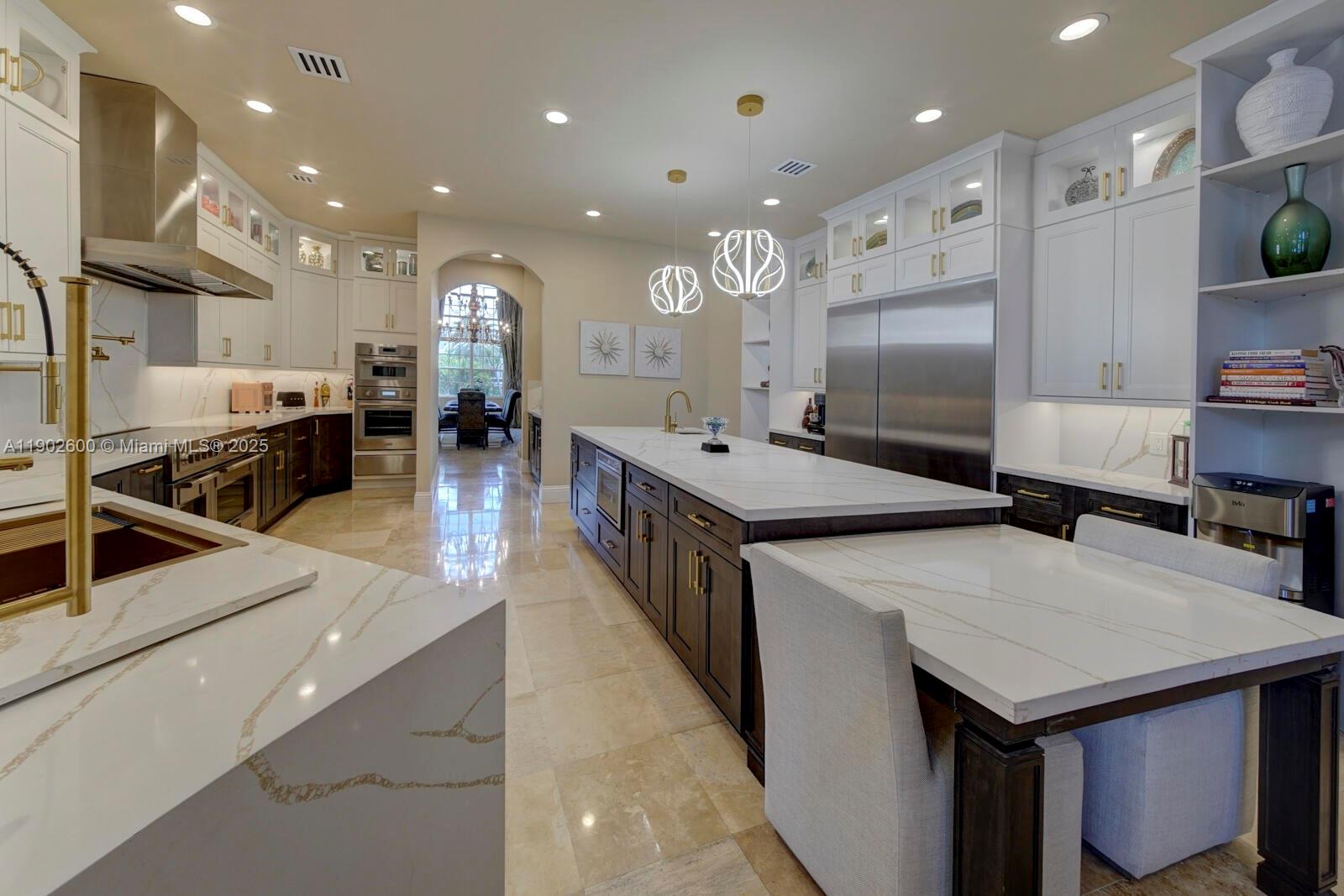 3828 Pine Lk Dr Weston, FL 33332