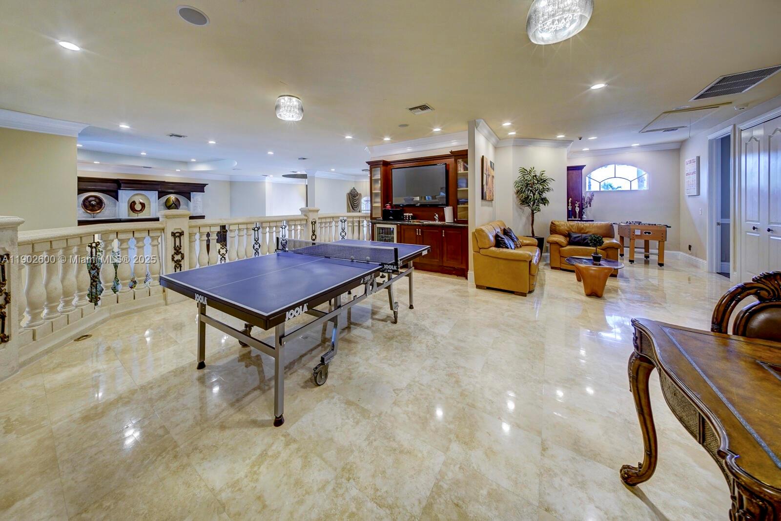 3828 Pine Lk Dr Weston, FL 33332