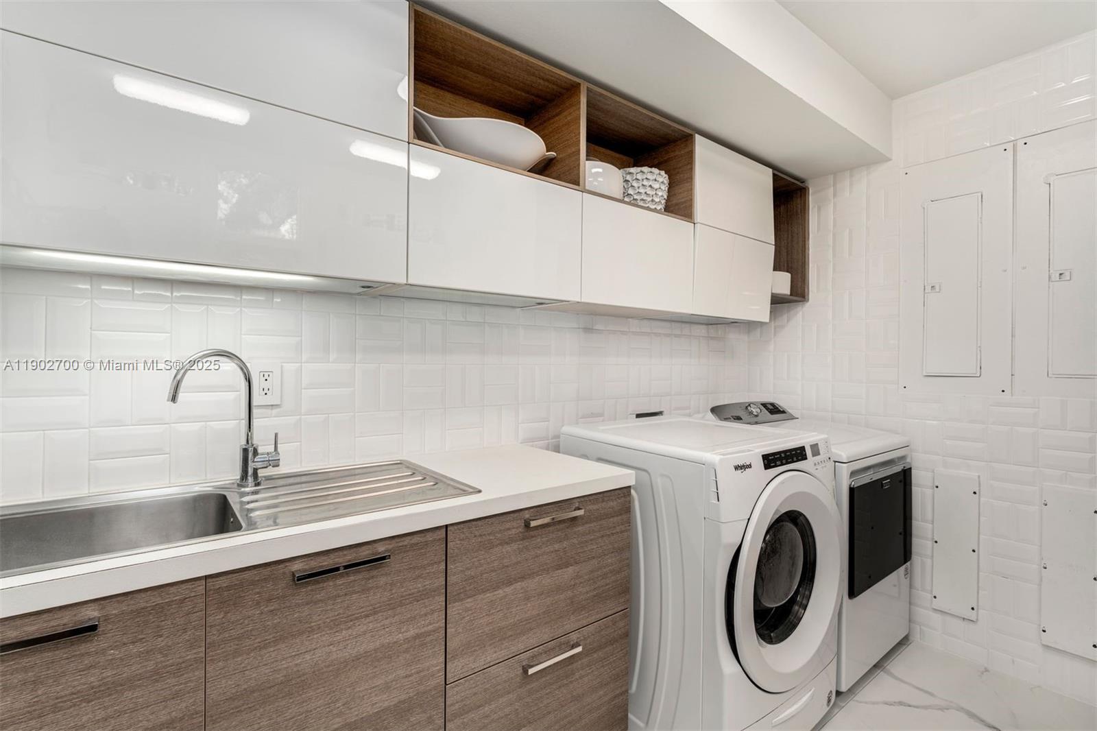 5770 SW 100th St Pinecrest, FL 33156