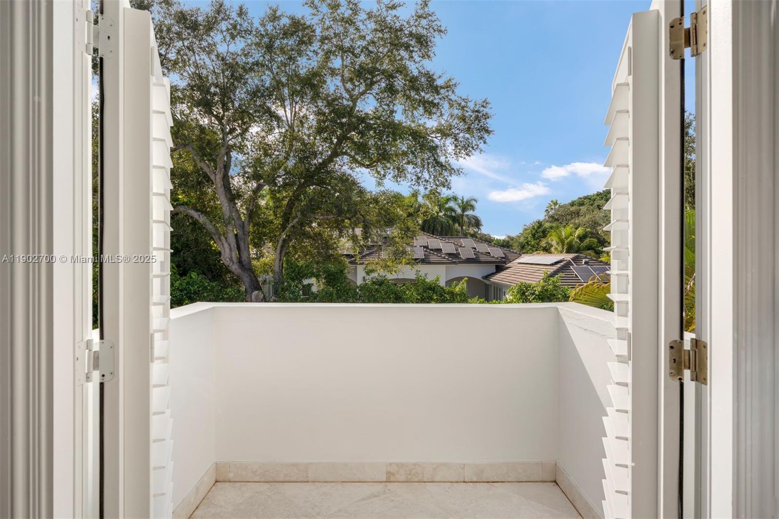 5770 SW 100th St Pinecrest, FL 33156