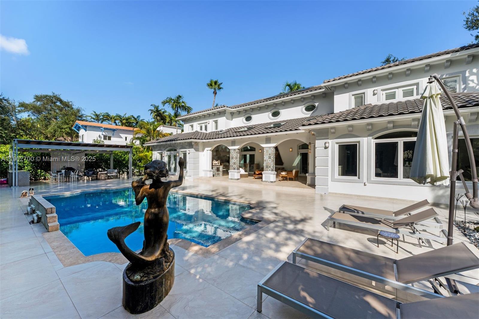 5770 SW 100th St Pinecrest, FL 33156