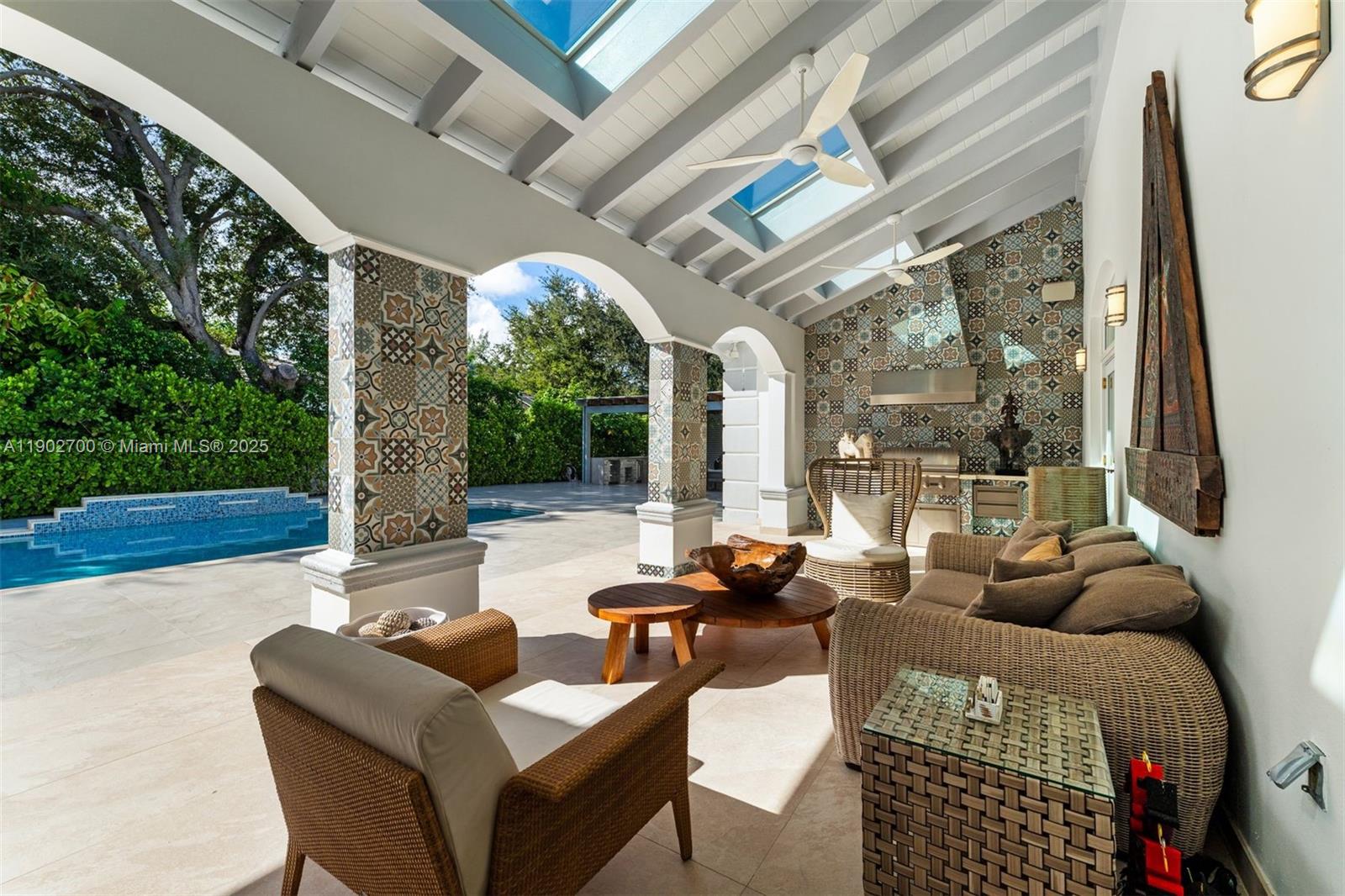 5770 SW 100th St Pinecrest, FL 33156