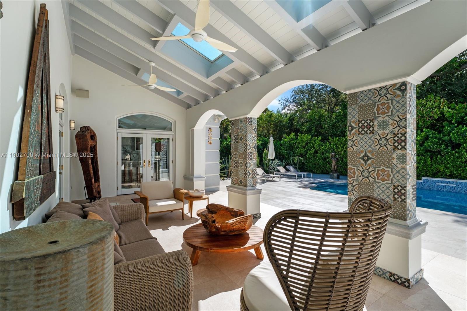 5770 SW 100th St Pinecrest, FL 33156