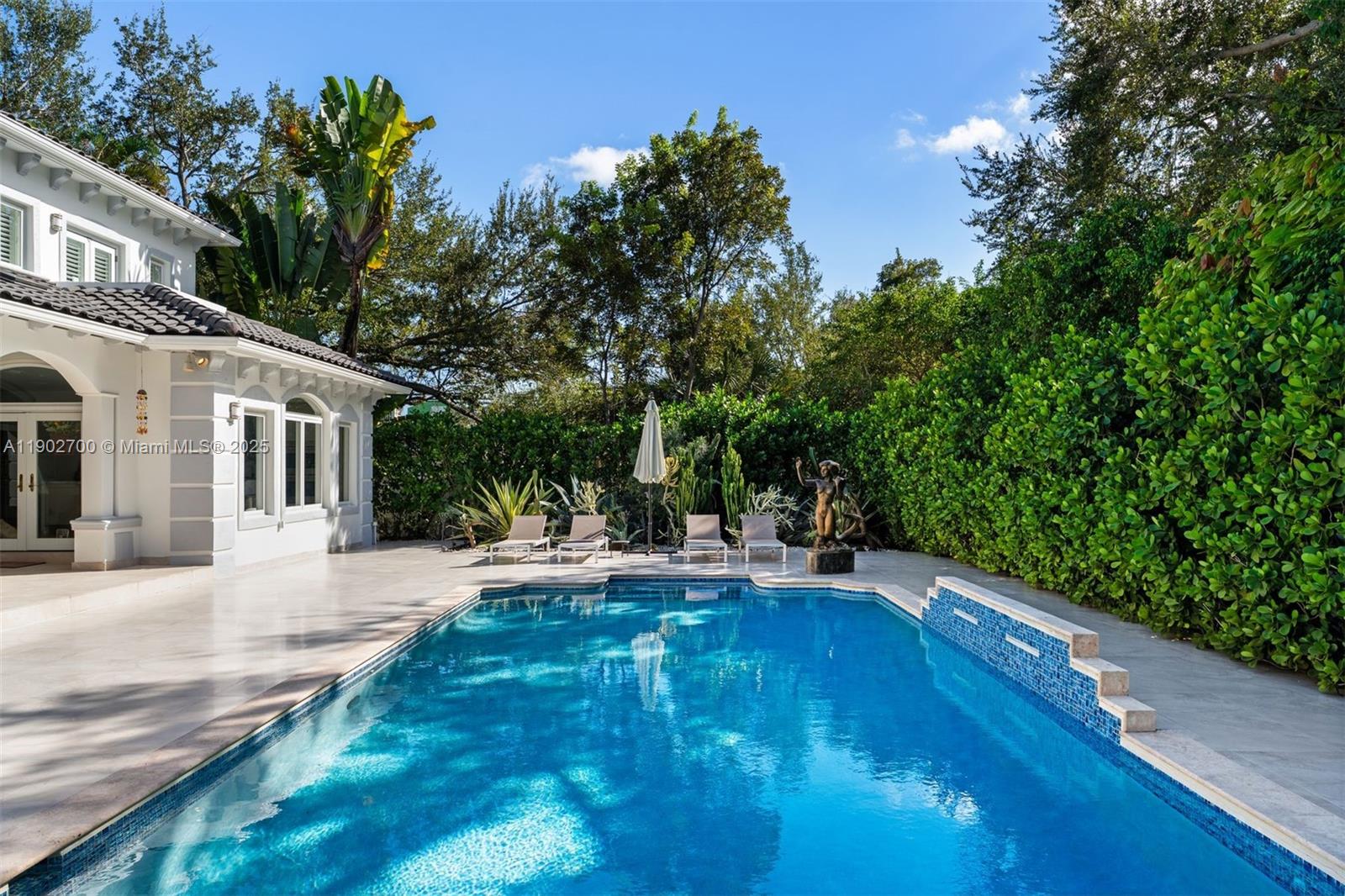 5770 SW 100th St Pinecrest, FL 33156