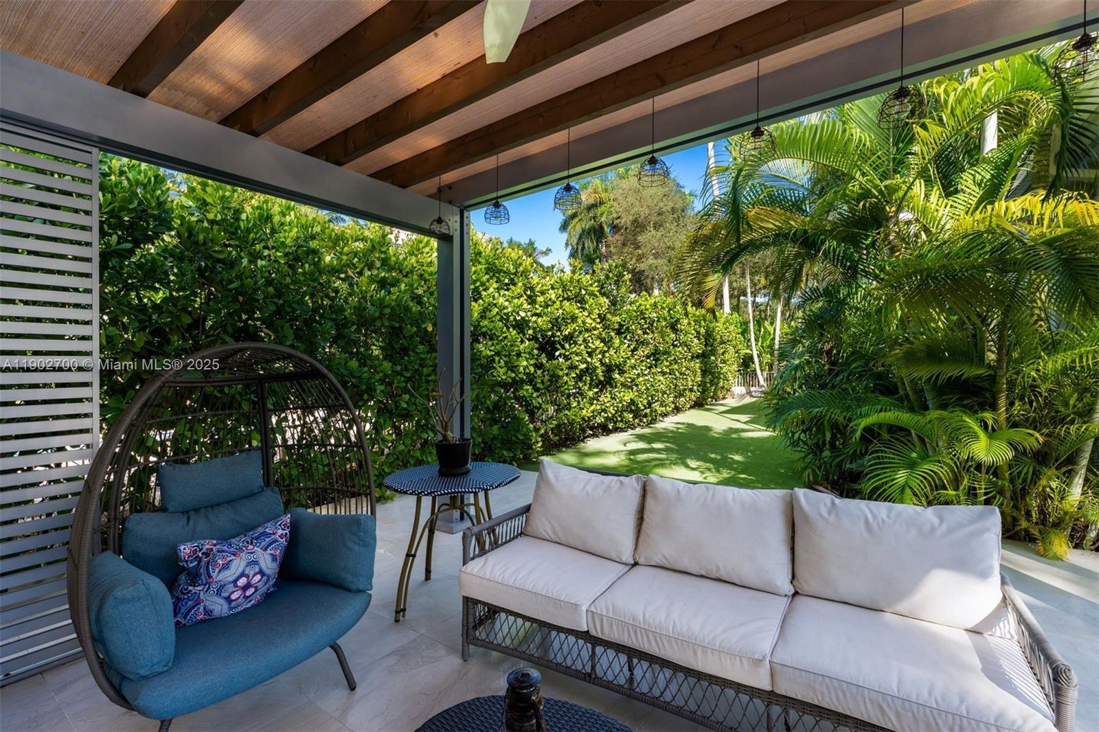 5770 SW 100th St Pinecrest, FL 33156