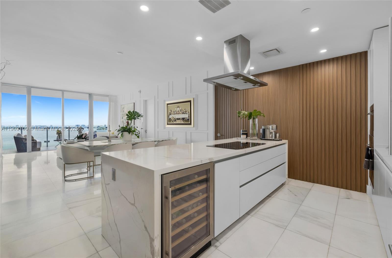 700 NE 26th Ter #2202 Miami, FL 33137