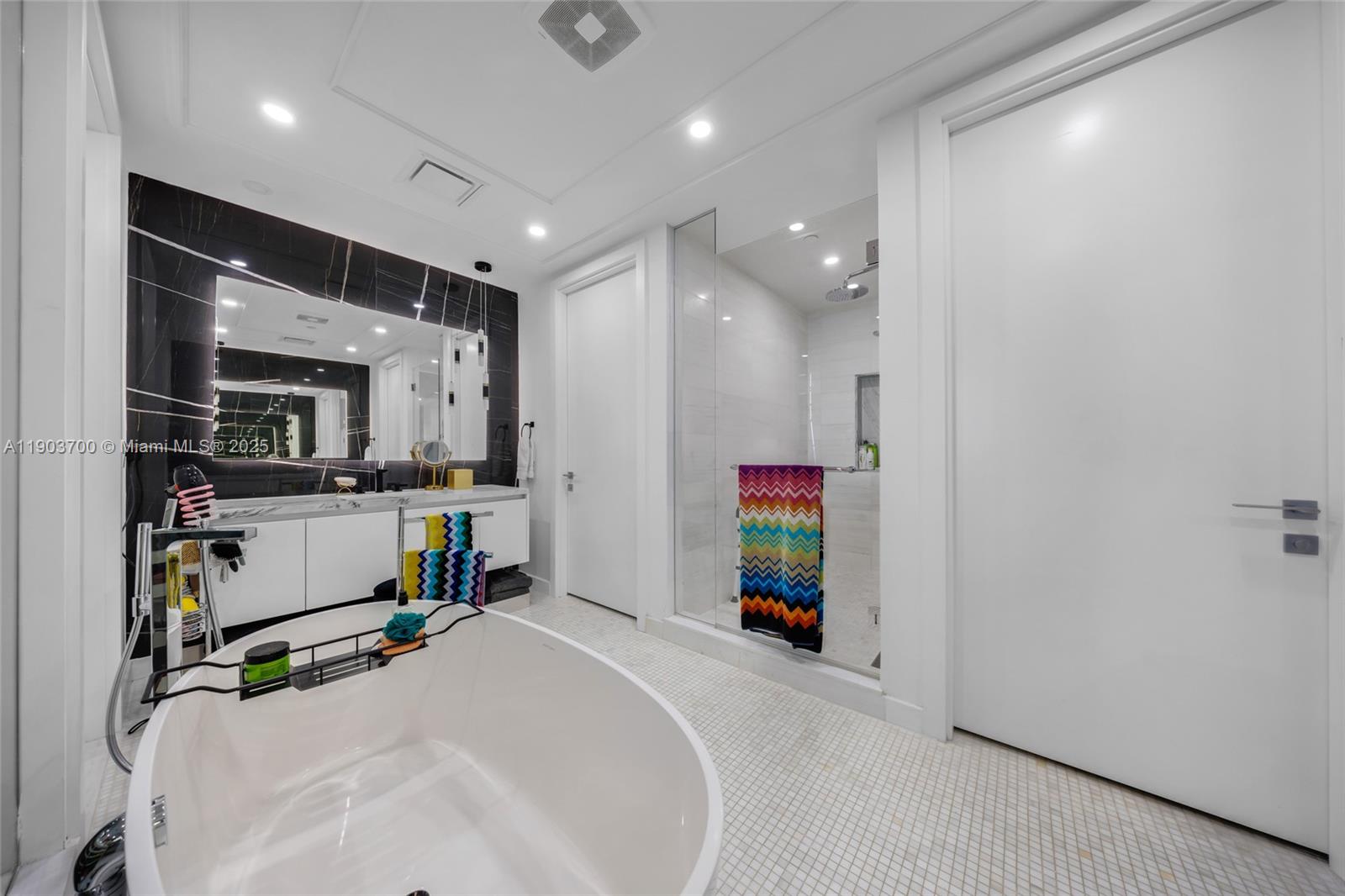 700 NE 26th Ter #2202 Miami, FL 33137