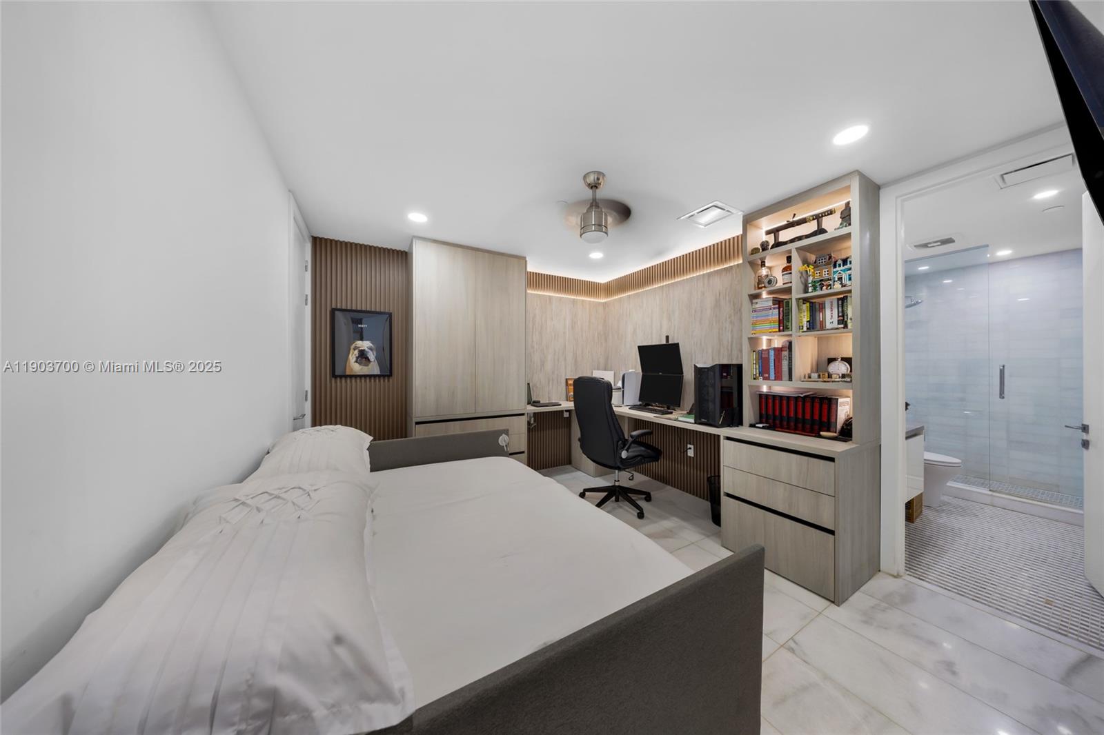 700 NE 26th Ter #2202 Miami, FL 33137