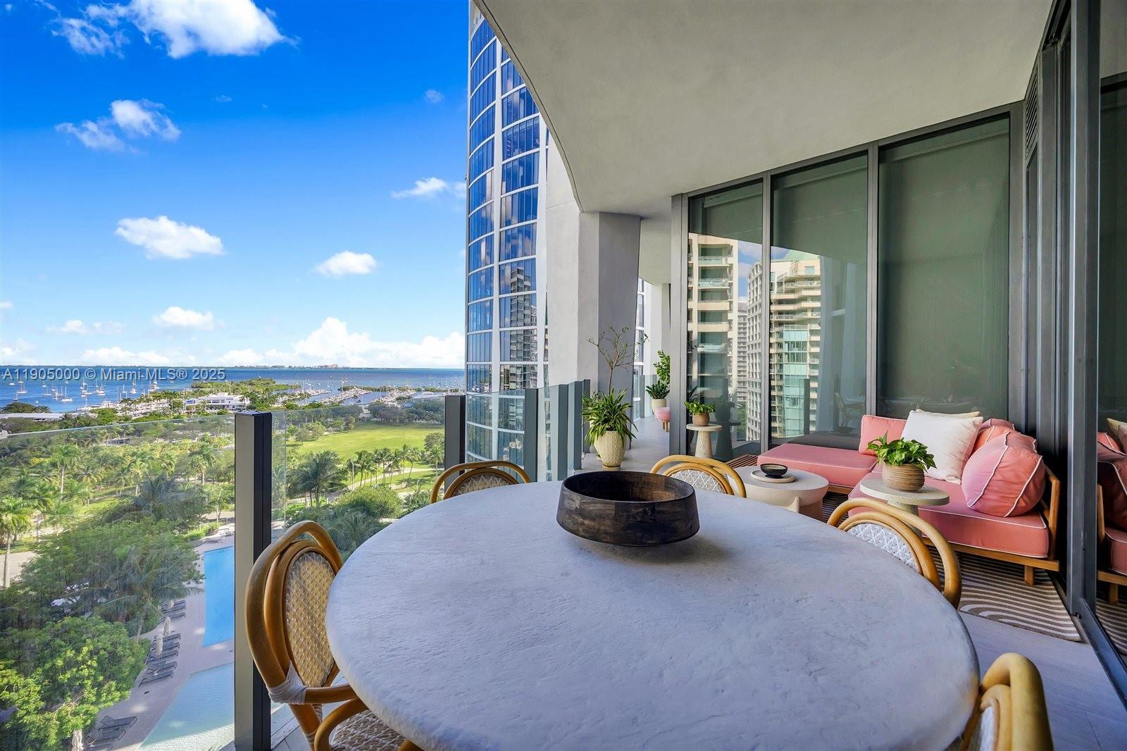 2821 S Bayshore Dr #11B Miami, FL 33133