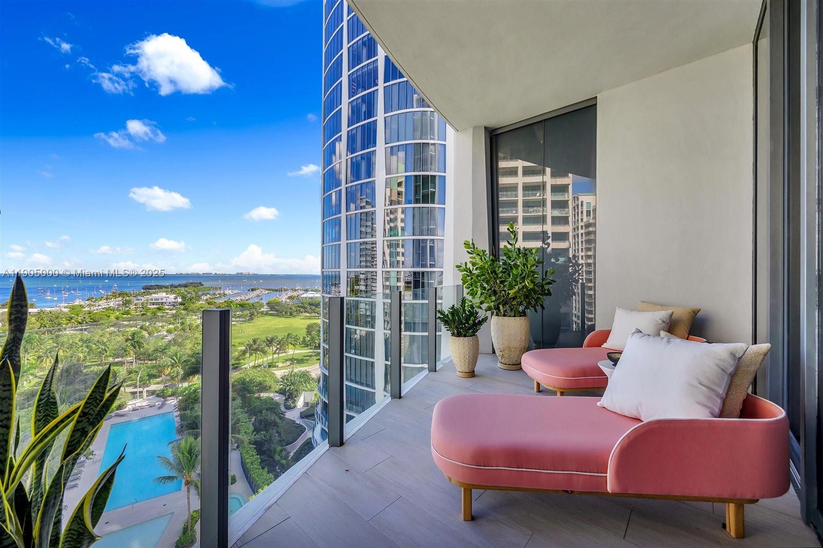 2821 S Bayshore Dr #11B Miami, FL 33133