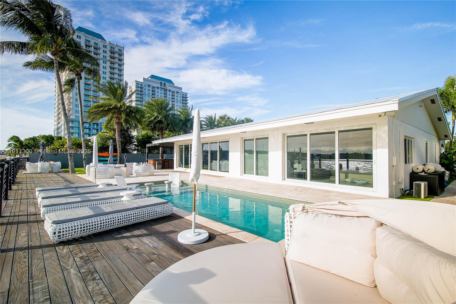 1242 NE 81st Ter Miami, FL 33138