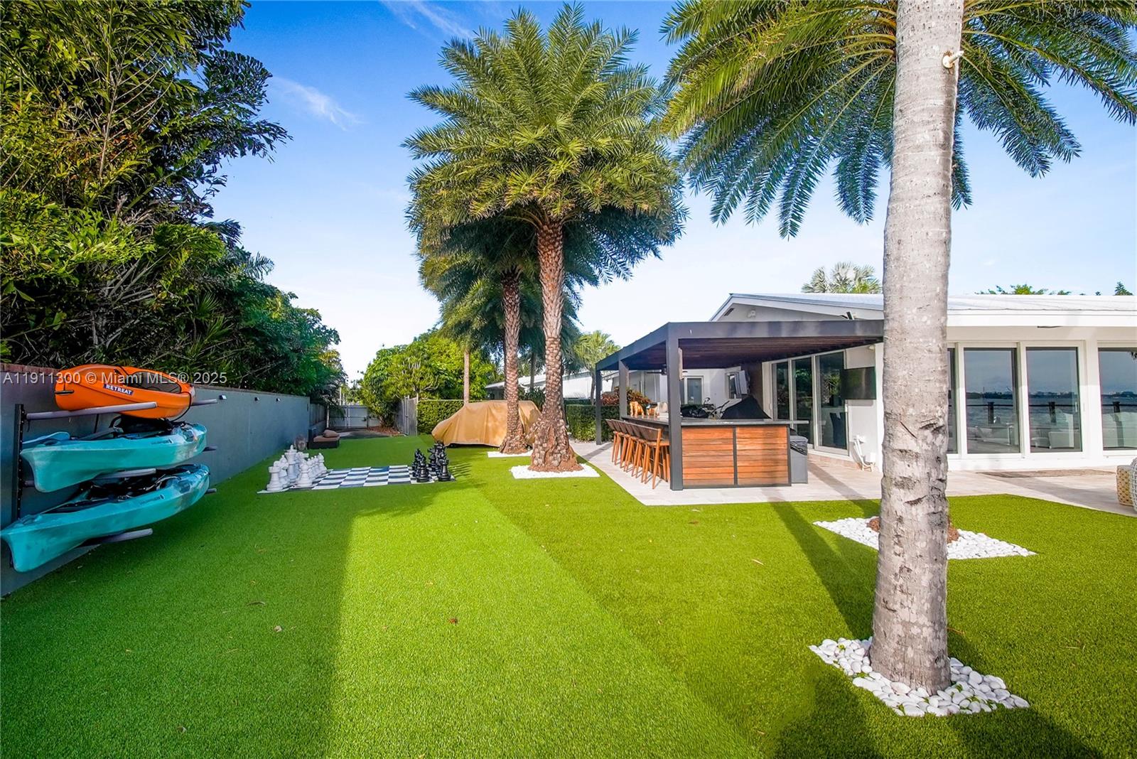 1242 NE 81st Ter Miami, FL 33138