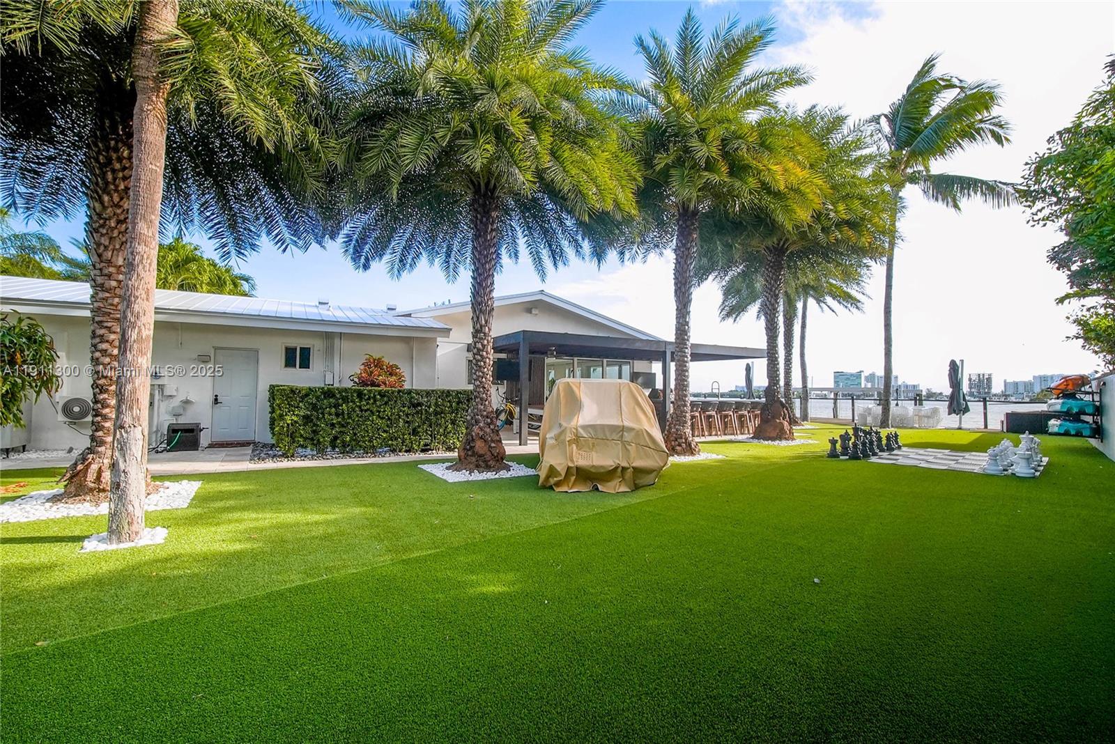 1242 NE 81st Ter Miami, FL 33138