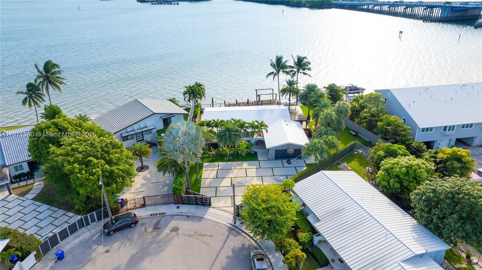 1242 NE 81st Ter Miami, FL 33138