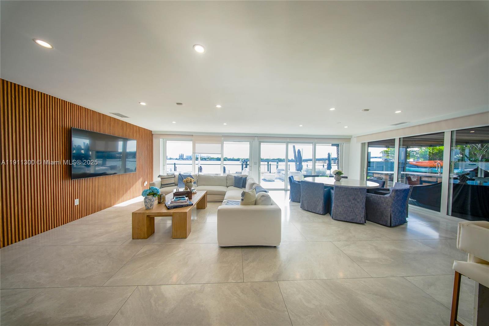 1242 NE 81st Ter Miami, FL 33138