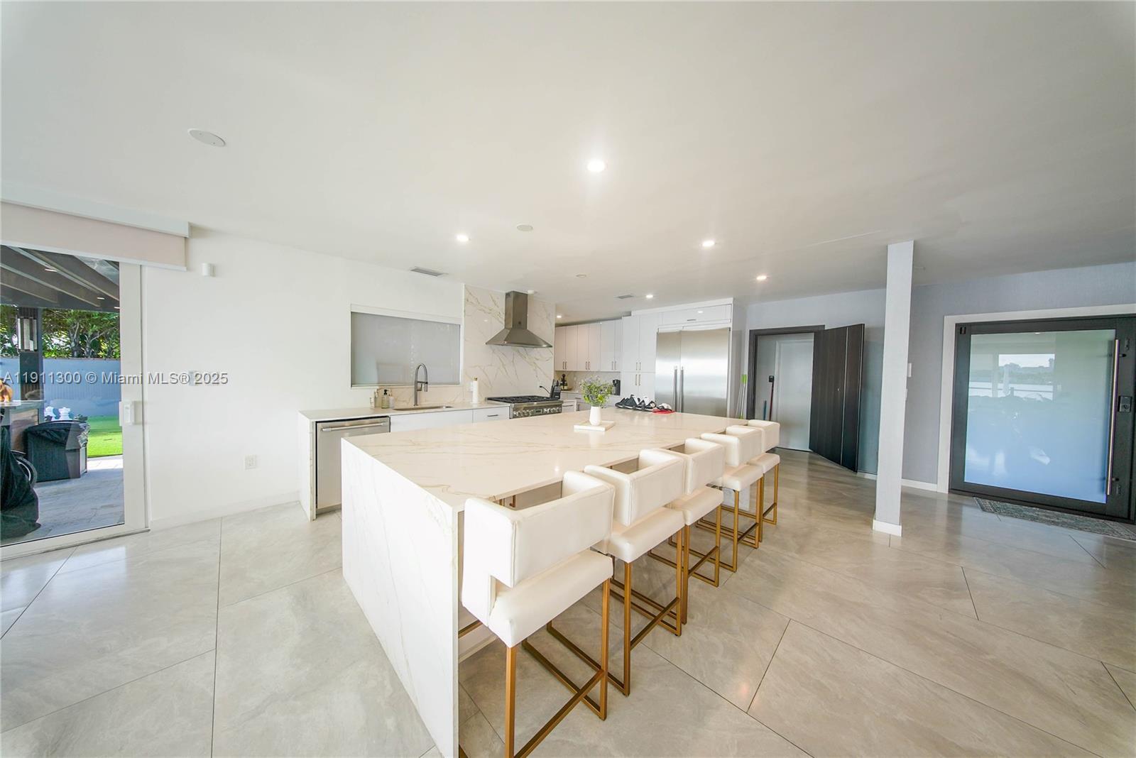 1242 NE 81st Ter Miami, FL 33138