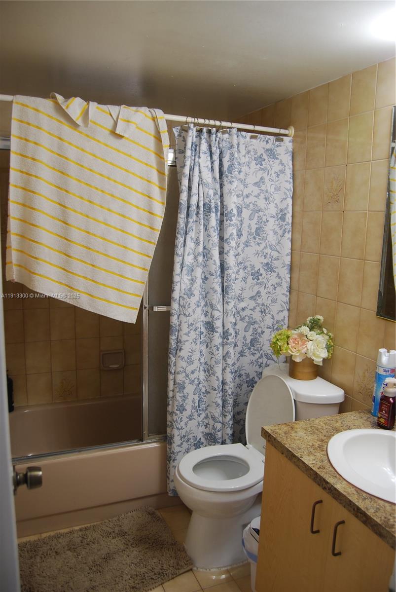 950 SW 13th Ct Miami, FL 33135