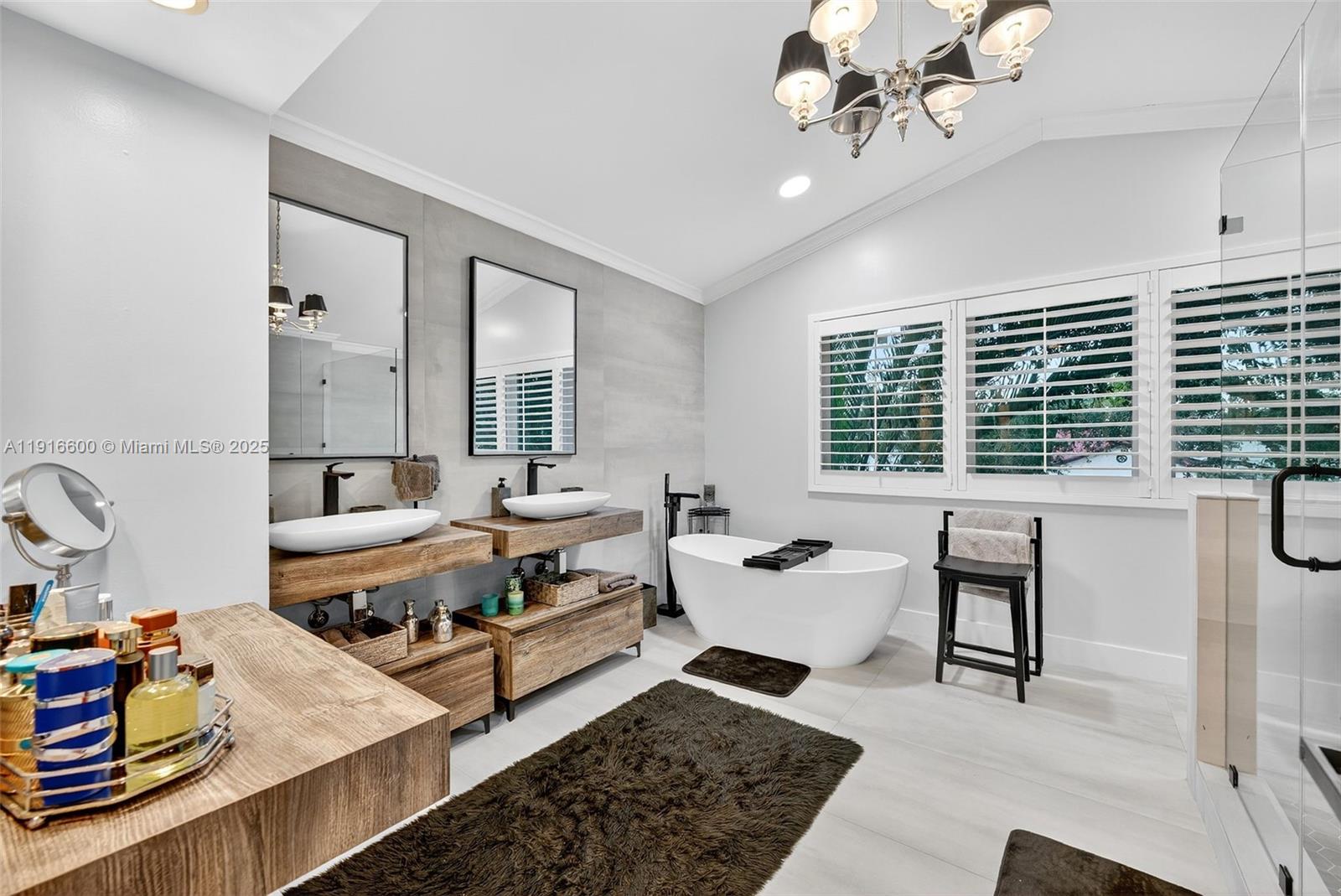 20230 NW 7th St Pembroke Pines, FL 33029