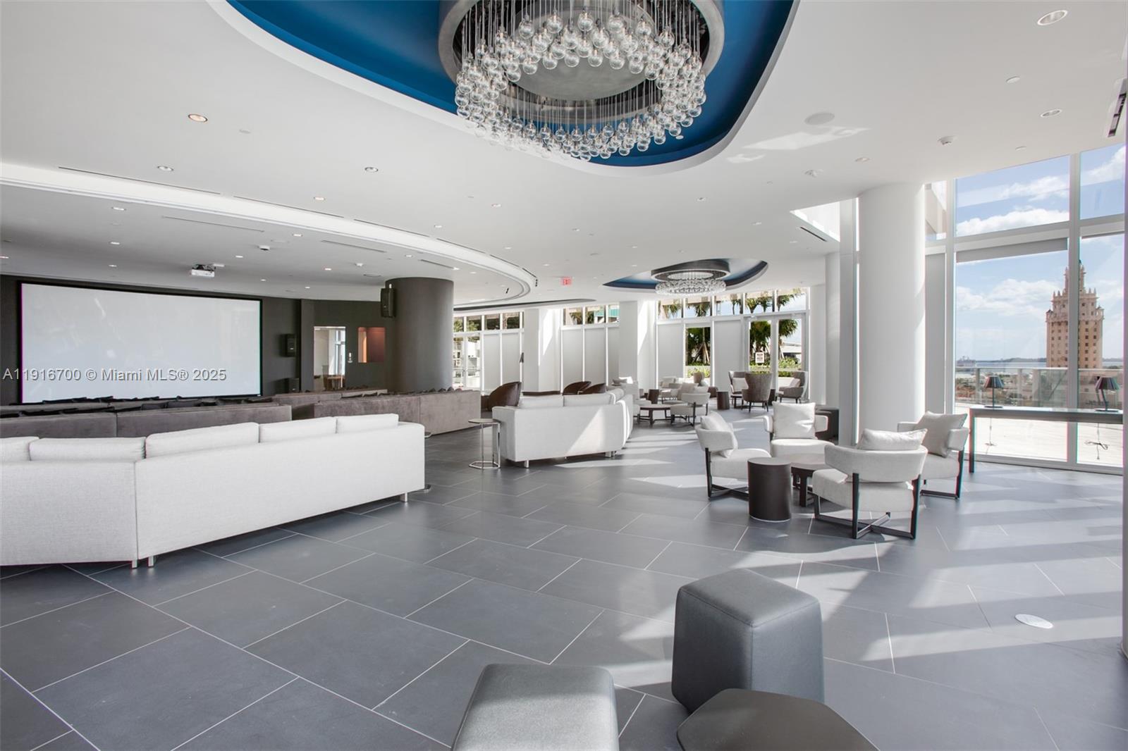 851 NE 1st Ave #1810 Miami, FL 33132