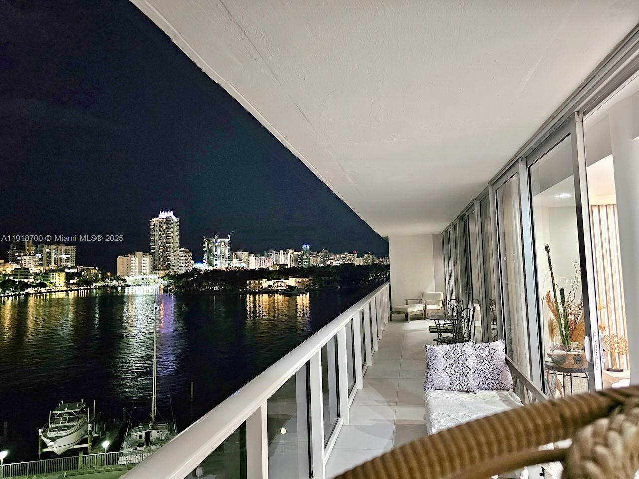 900 Bay Dr #524 Miami Beach, FL 33141