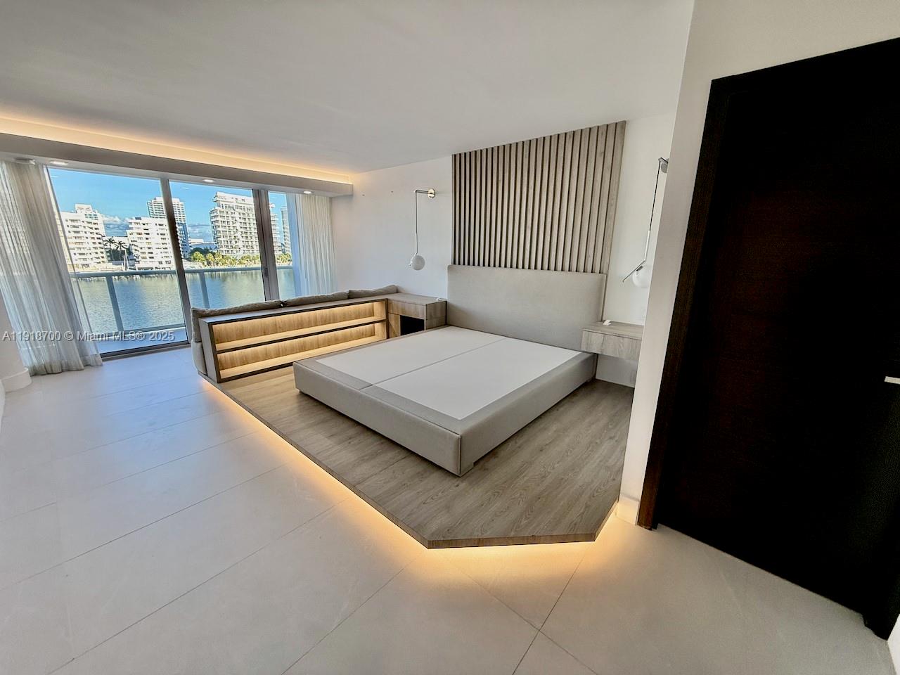 900 Bay Dr #524 Miami Beach, FL 33141