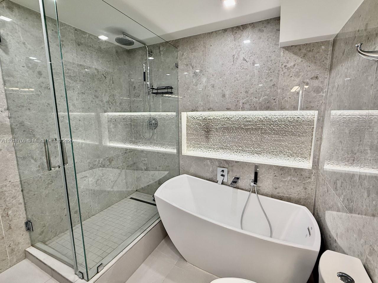 900 Bay Dr #524 Miami Beach, FL 33141