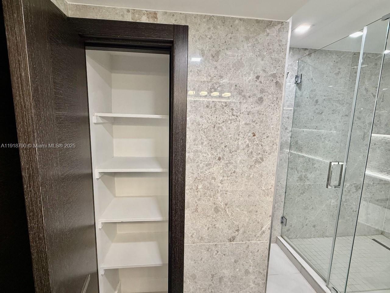 900 Bay Dr #524 Miami Beach, FL 33141