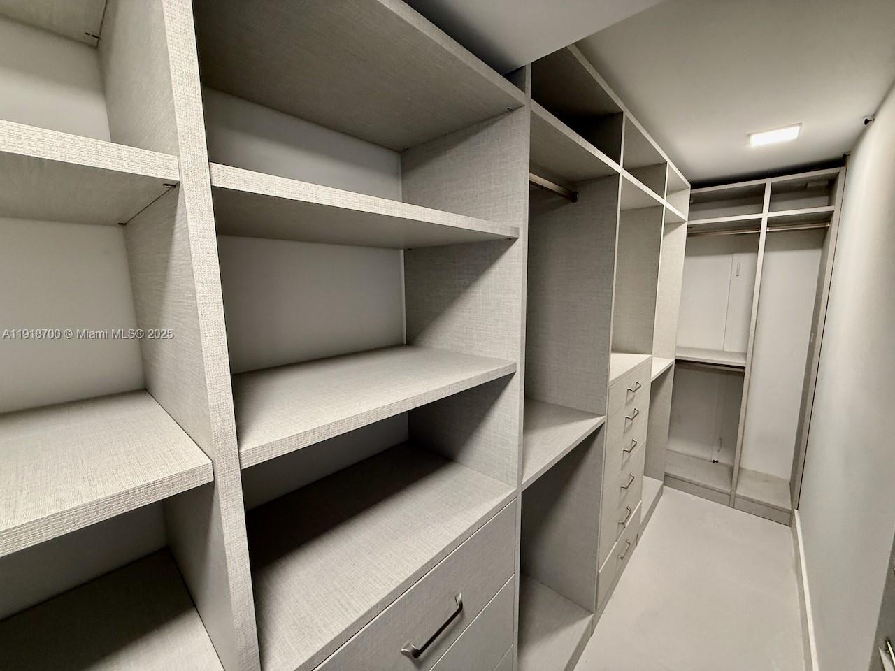 900 Bay Dr #524 Miami Beach, FL 33141