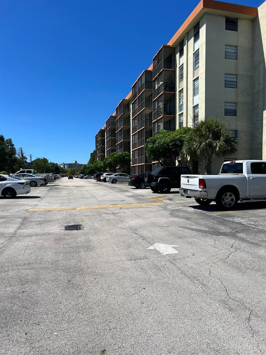 16950 W Dixie Hwy A631 Hwy #631