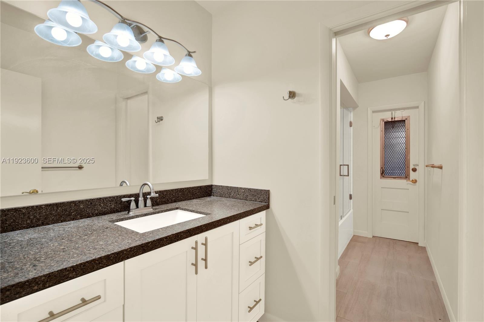 13240 SW 98th Pl Miami, FL 33176