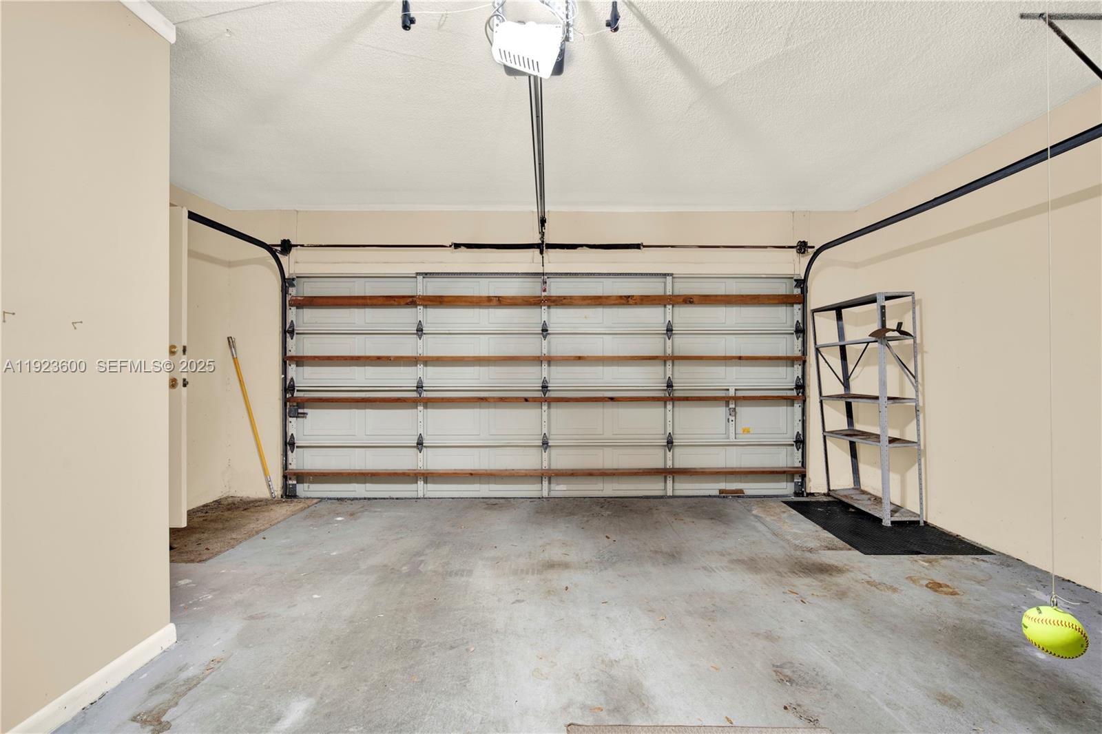 13240 SW 98th Pl Miami, FL 33176