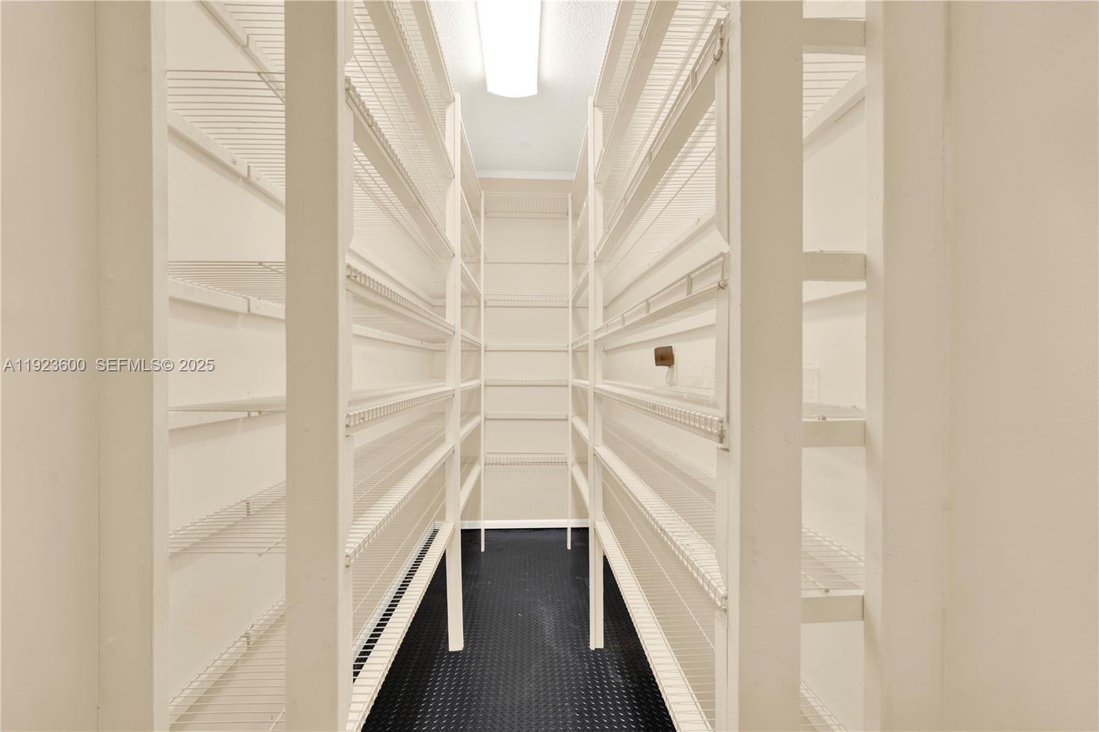 13240 SW 98th Pl Miami, FL 33176