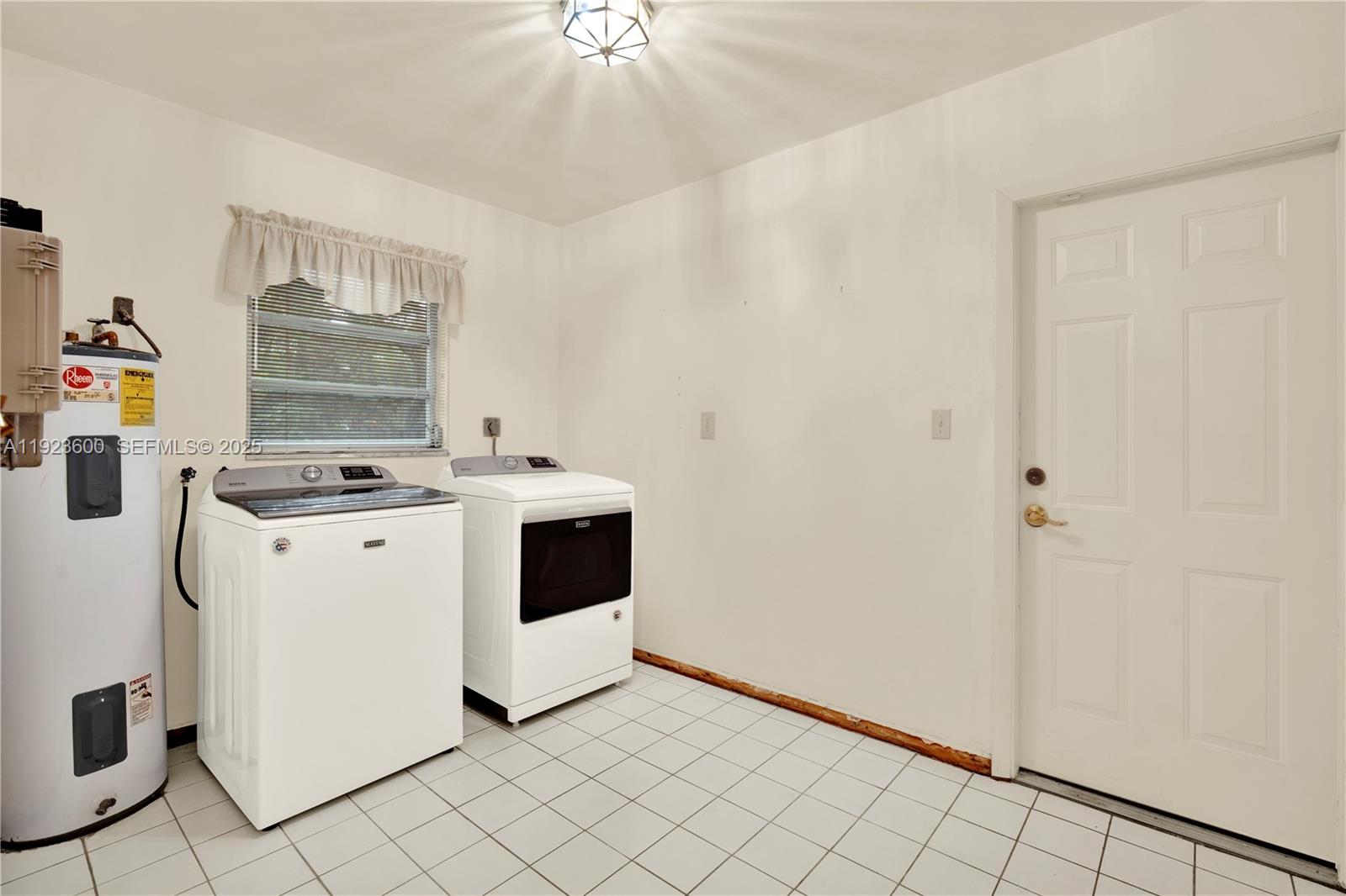 13240 SW 98th Pl Miami, FL 33176