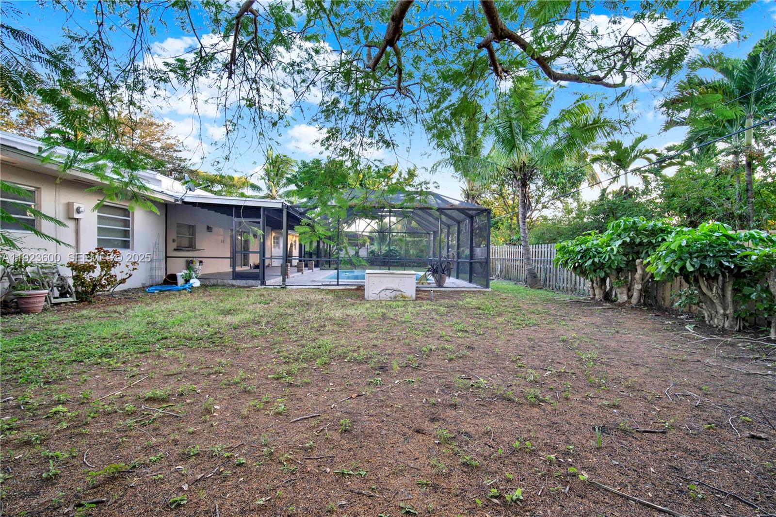 13240 SW 98th Pl Miami, FL 33176