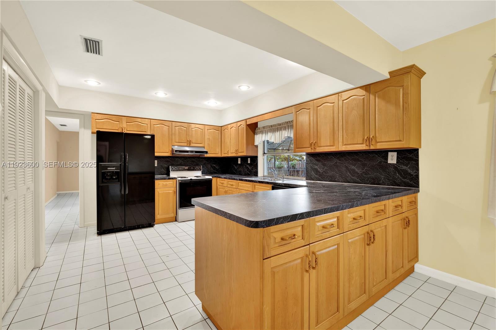 13240 SW 98th Pl Miami, FL 33176